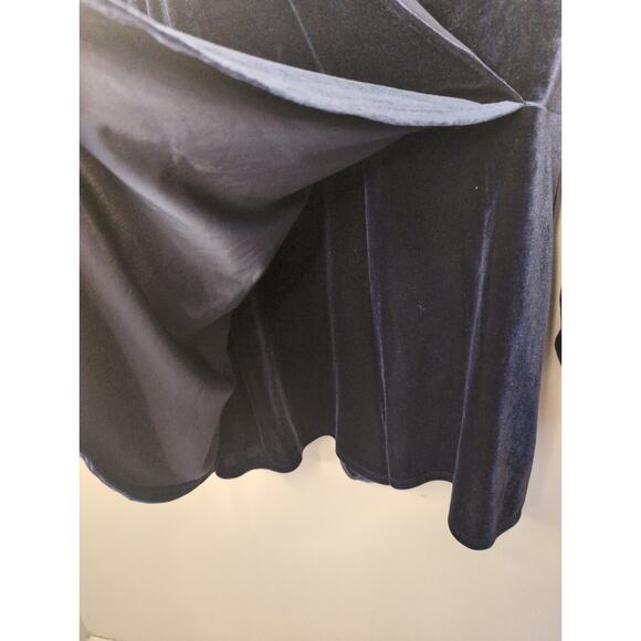 Urban Outfitters Brooklyn velvet playsuit romper M - Picture 7 of 11